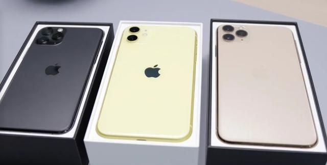 iphone13如何关机重启