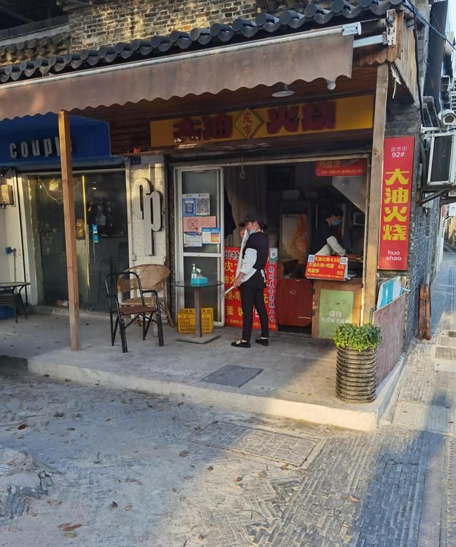 美食之都名副其实吗？扬州老城区特色小吃店有哪些？附带详细价格