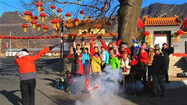 过春节放鞭炮，这种风俗的来历有什么讲究？